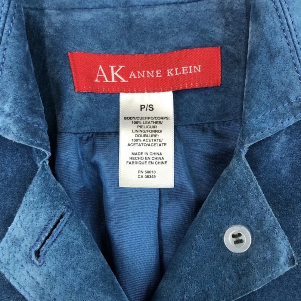 Blue Suede Button-Front Jacket - Picture 4 of 8